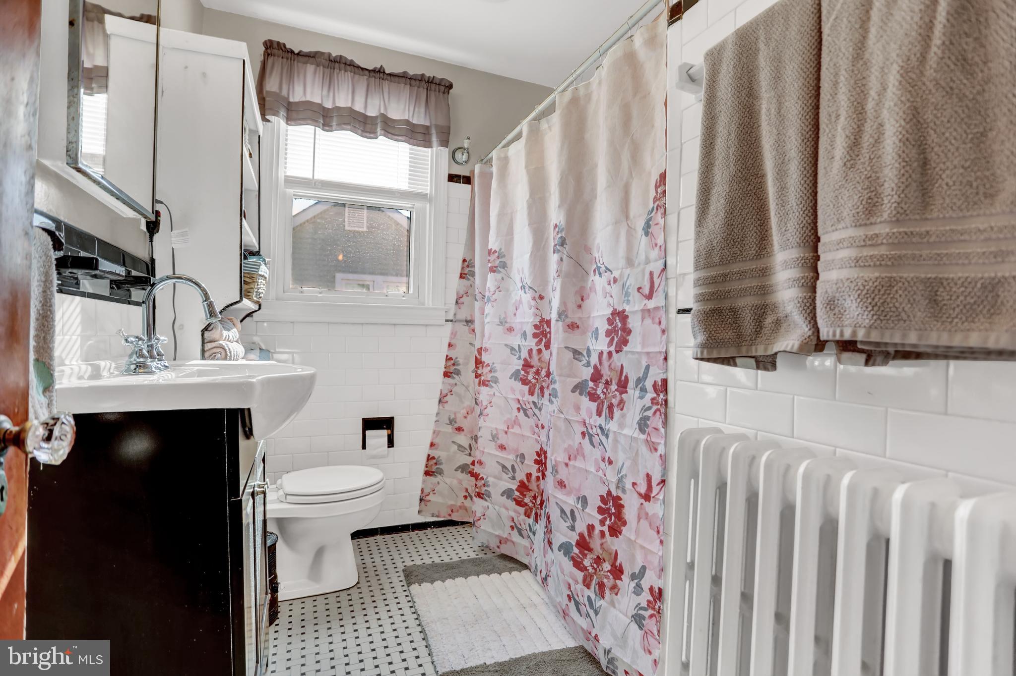 WOODSIDE - Residential