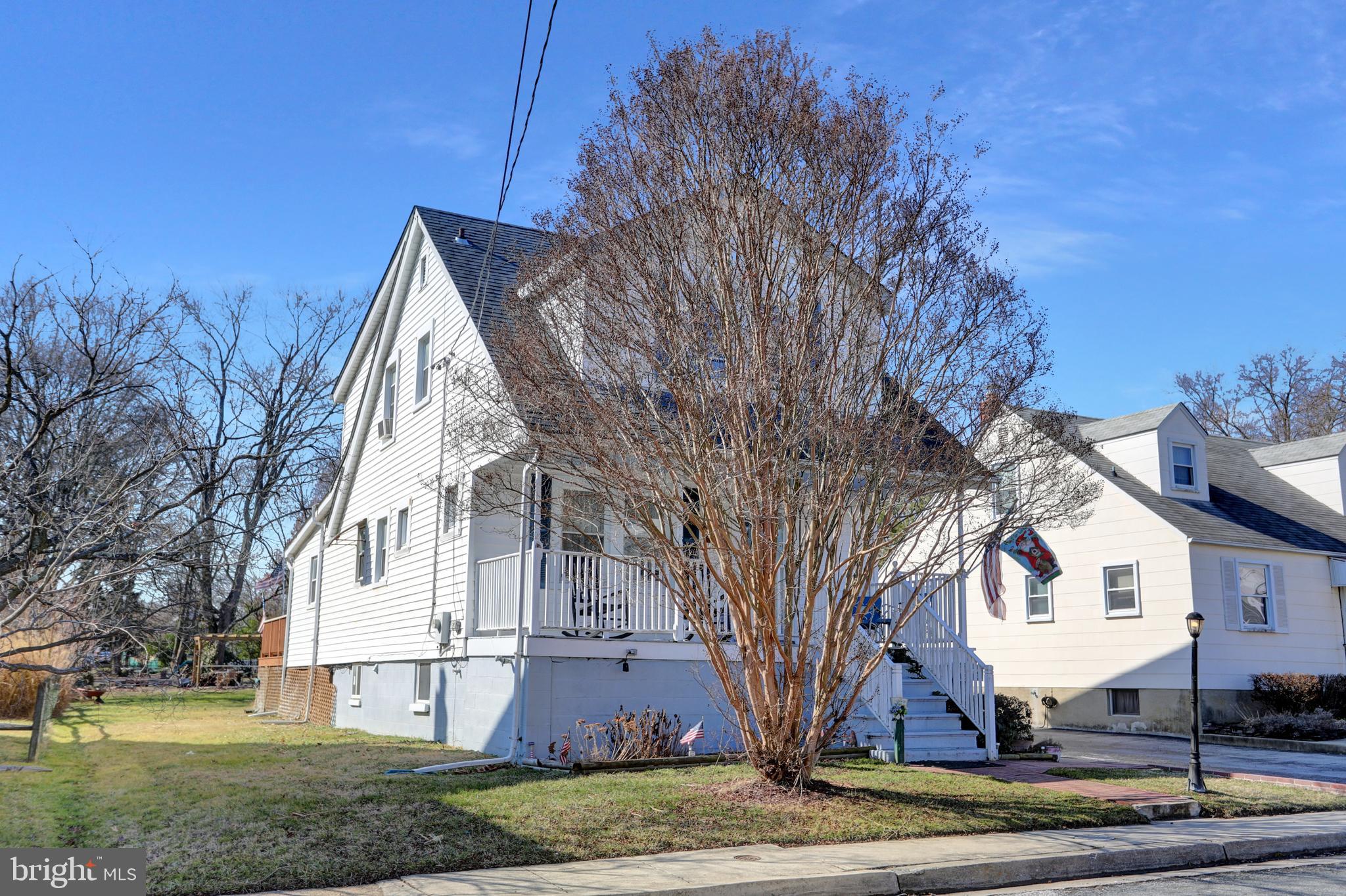 WOODSIDE - Residential