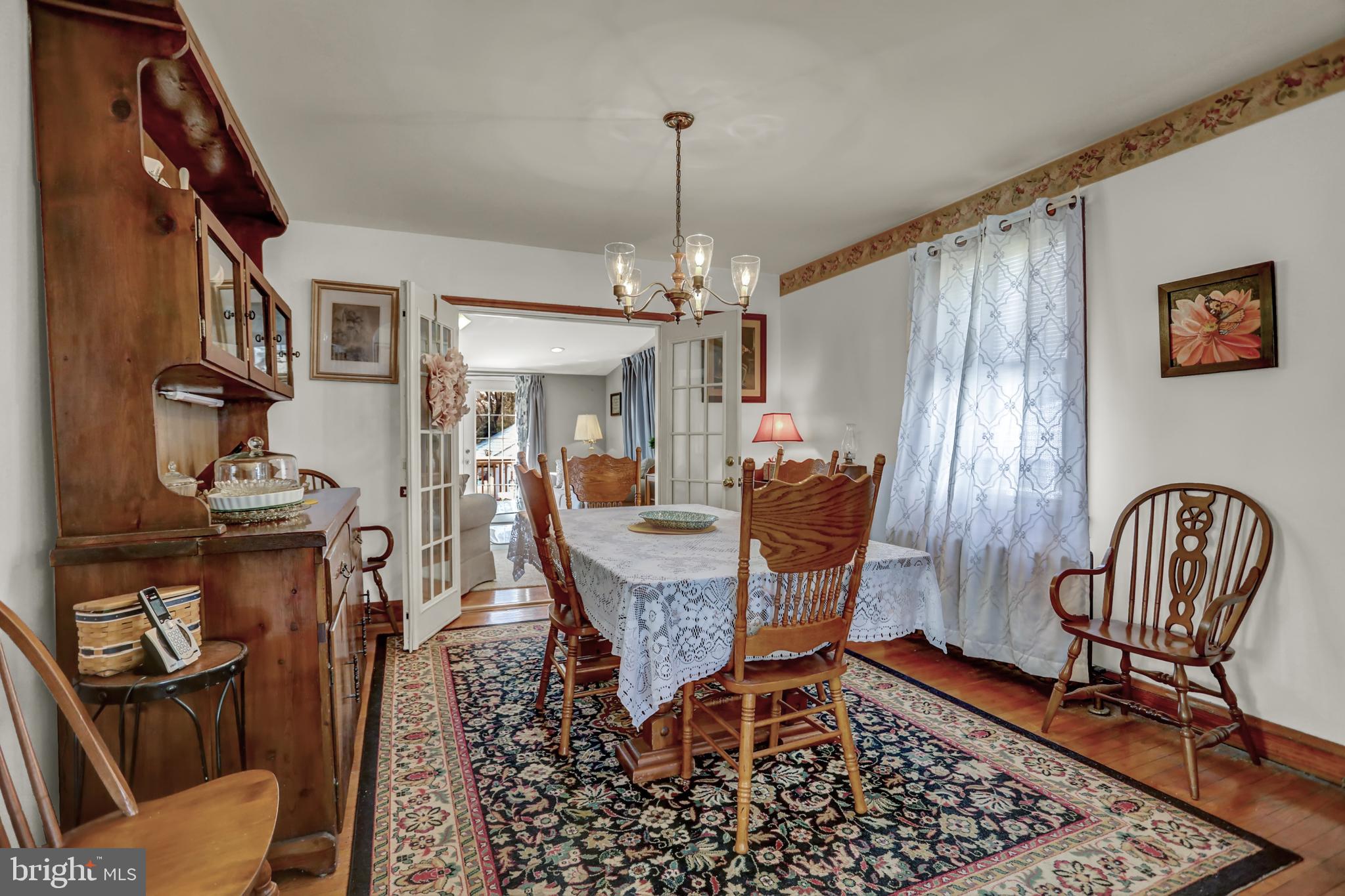 WOODSIDE - Residential