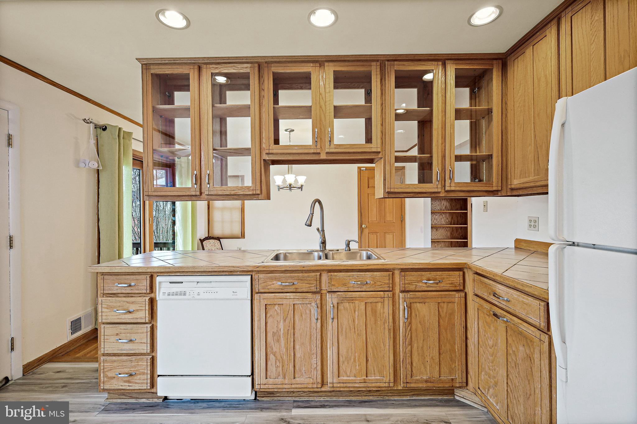 BUSH HILL - Residential Lease