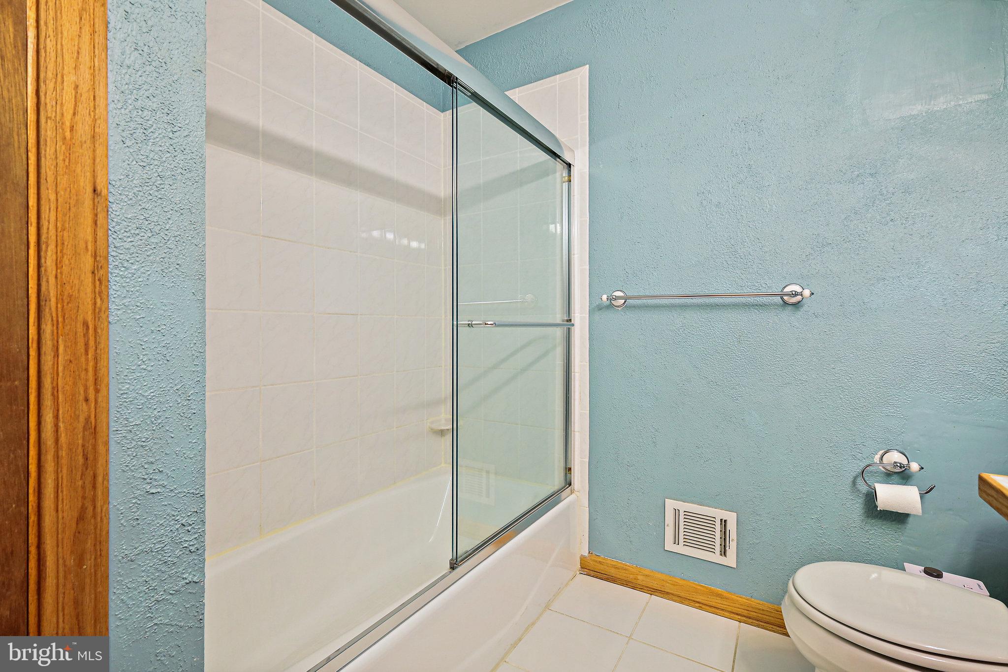 BUSH HILL - Residential Lease