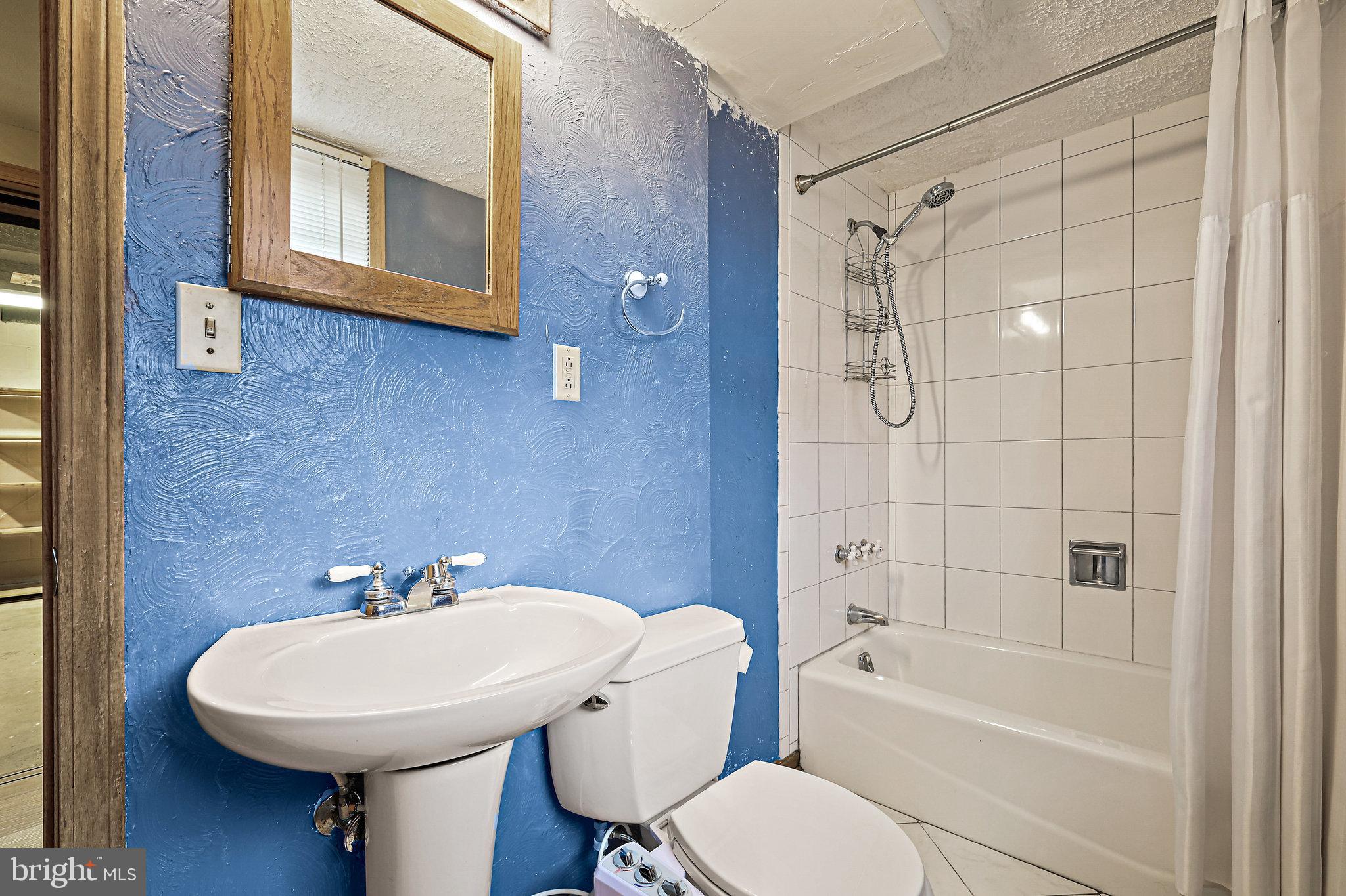 BUSH HILL - Residential Lease