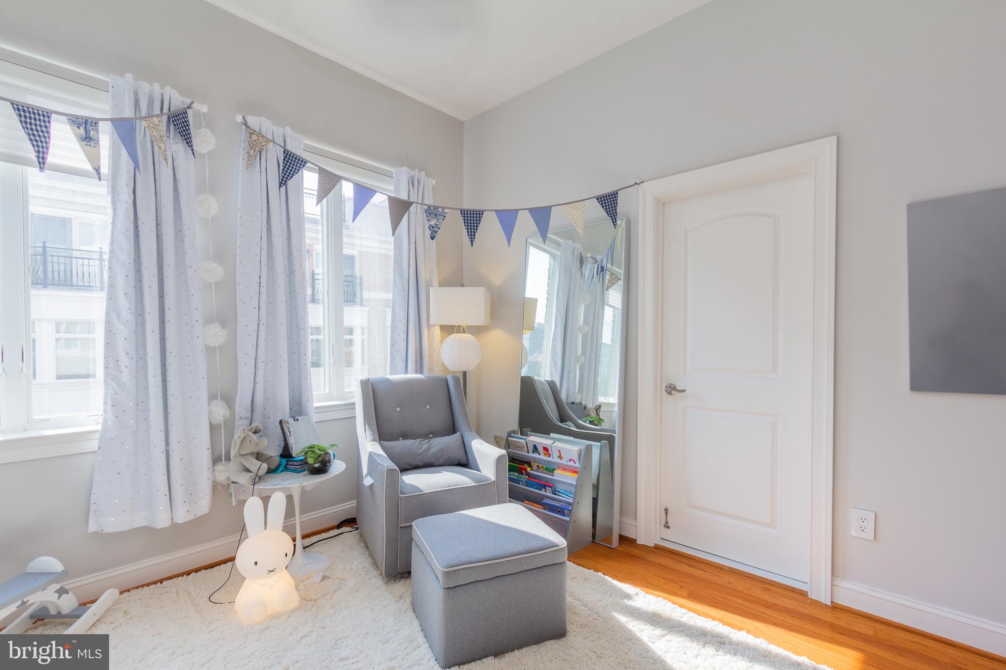 PIER HOMES AT HARBORVIEW - Residential Lease