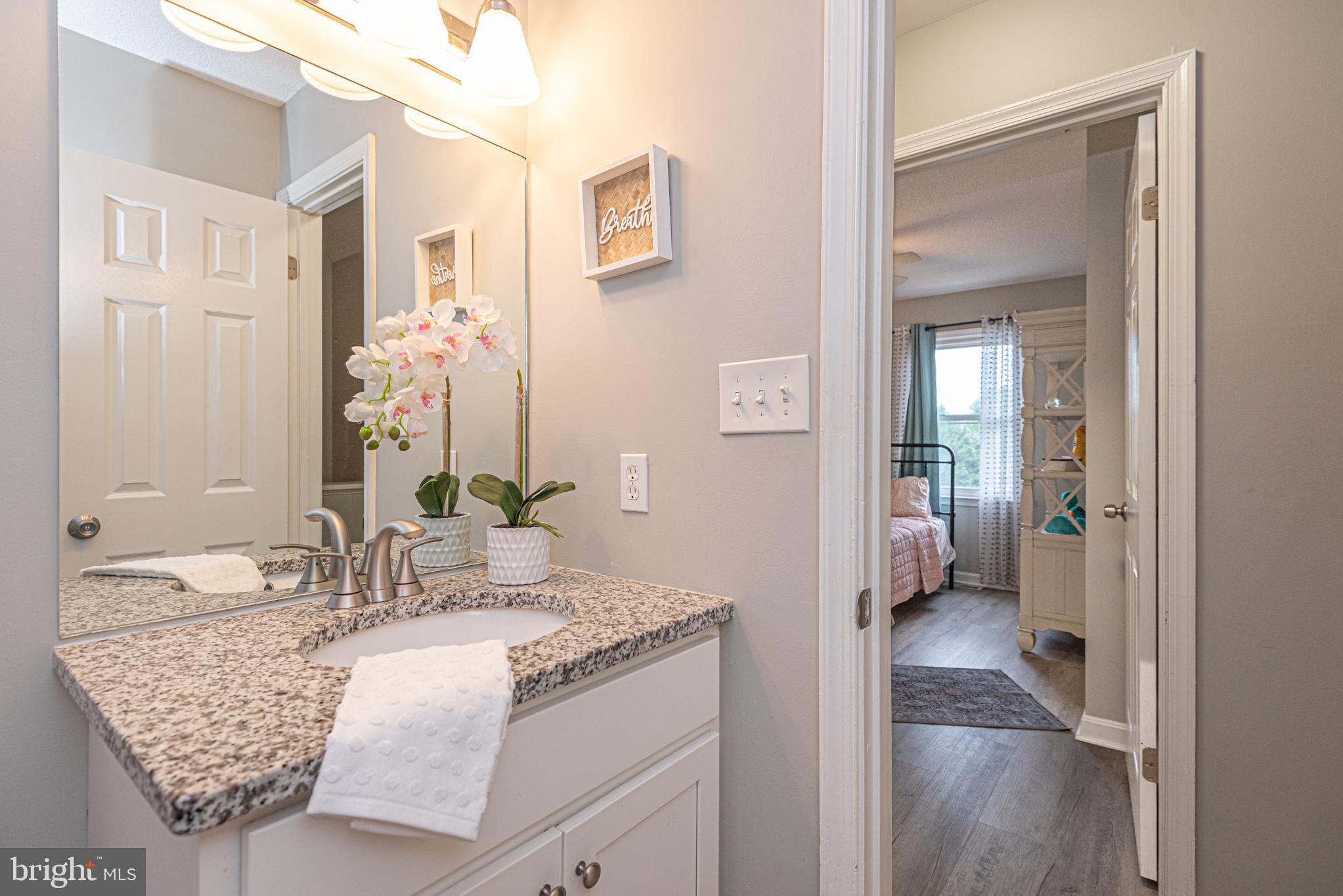 FRANKLIN SQUARE - Residential