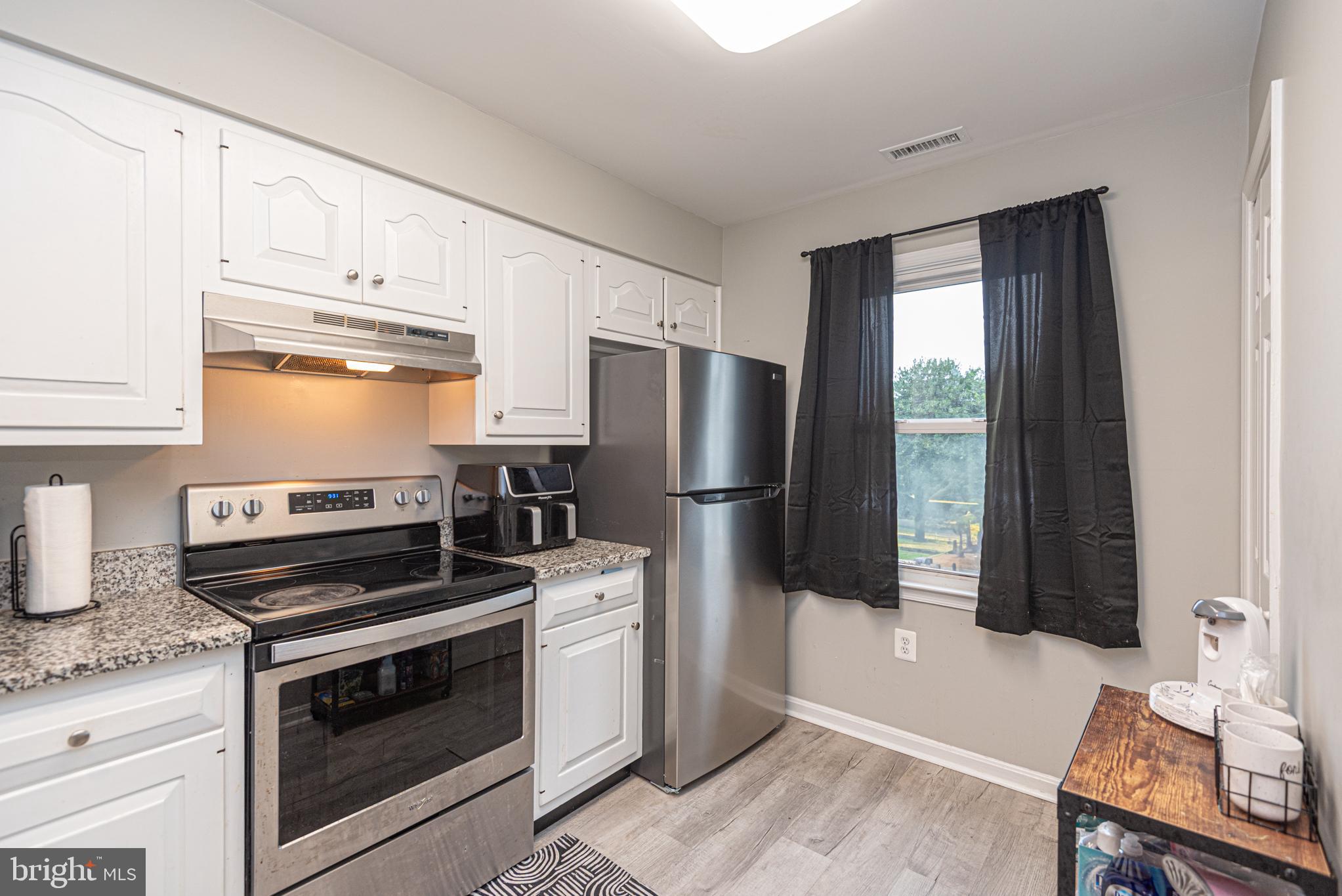 FRANKLIN SQUARE - Residential