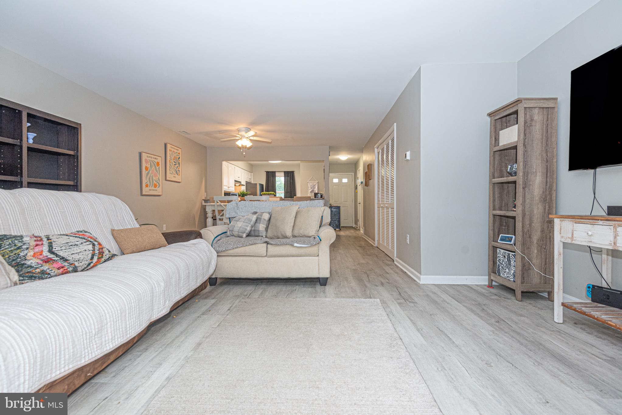 FRANKLIN SQUARE - Residential