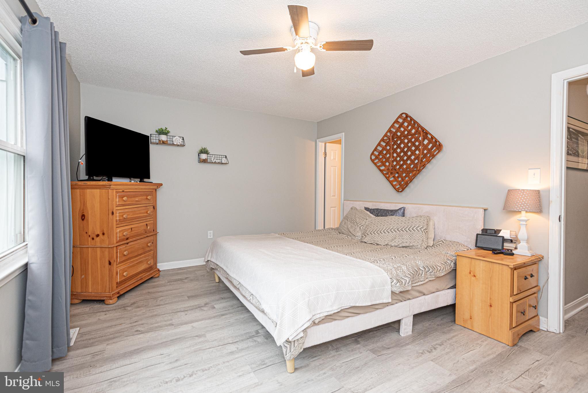 FRANKLIN SQUARE - Residential