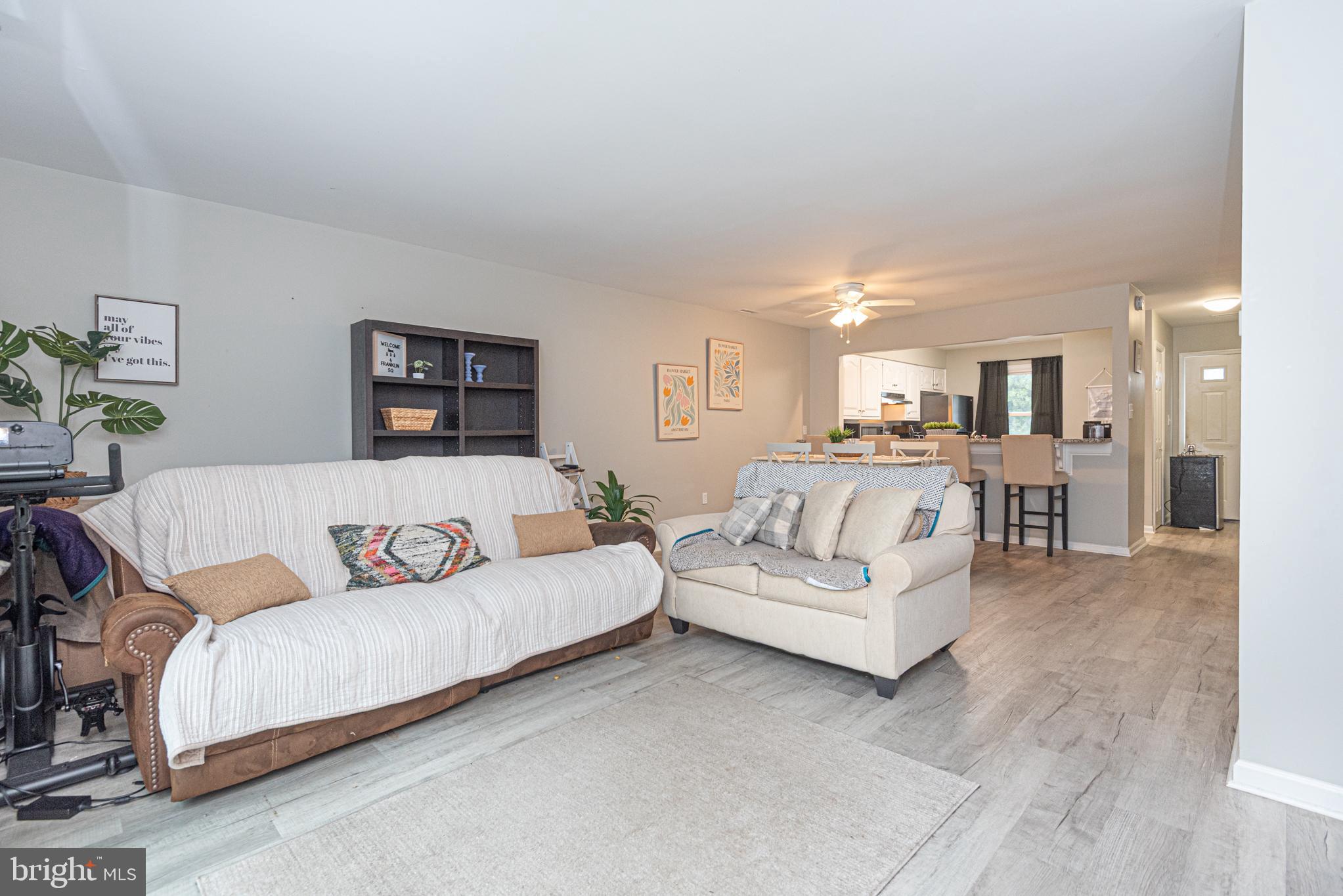 FRANKLIN SQUARE - Residential