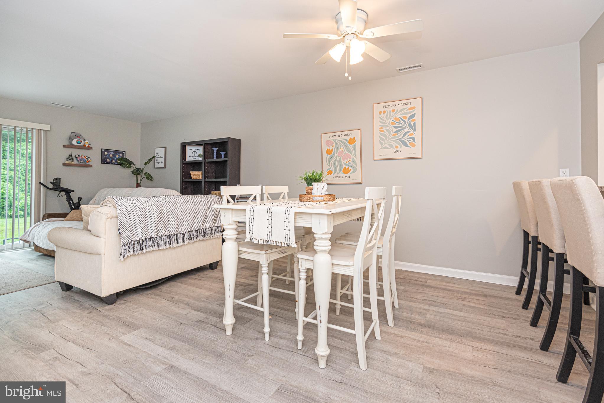 FRANKLIN SQUARE - Residential