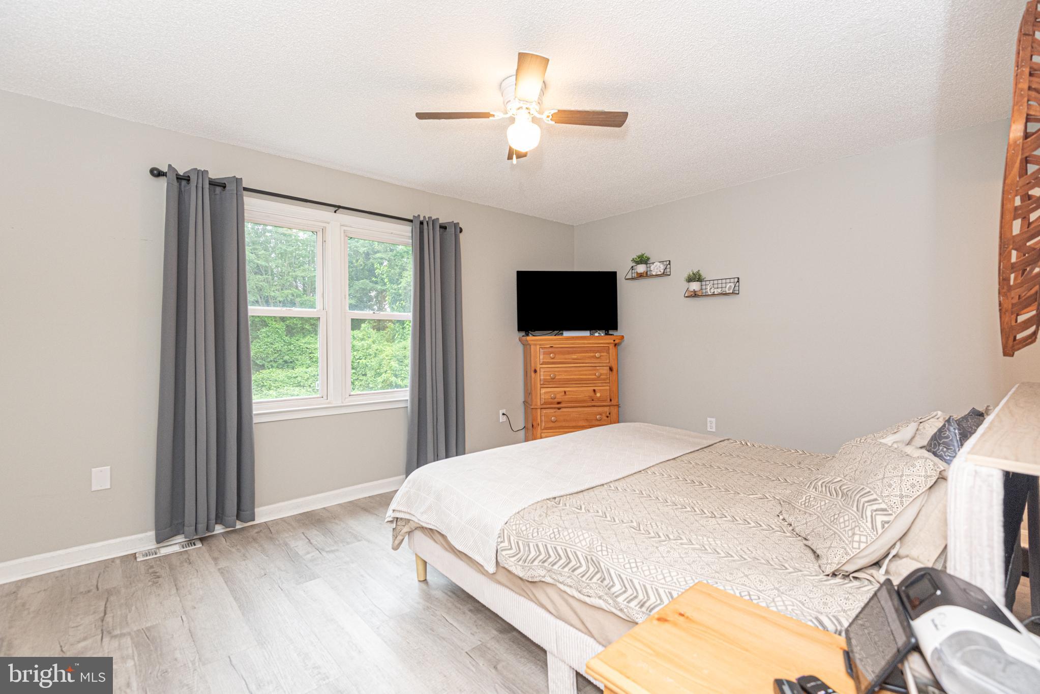 FRANKLIN SQUARE - Residential