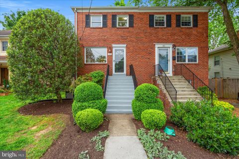 Photo of 411 E Howell Avenue #A, ALEXANDRIA, VA 22301 (MLS # VAAX2055616)