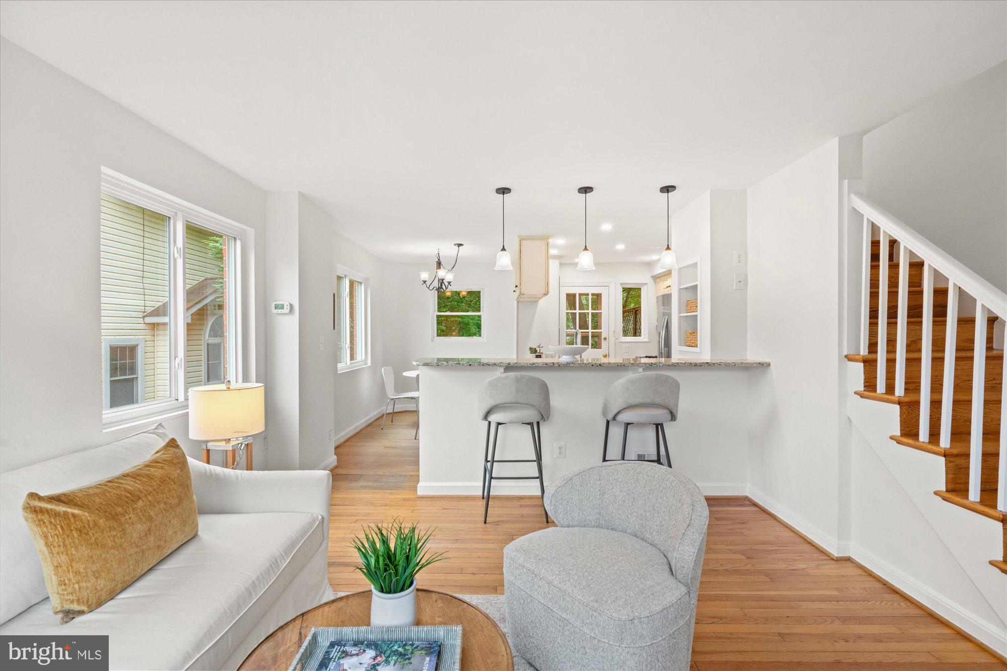 411 E HOWELL AVENUE A