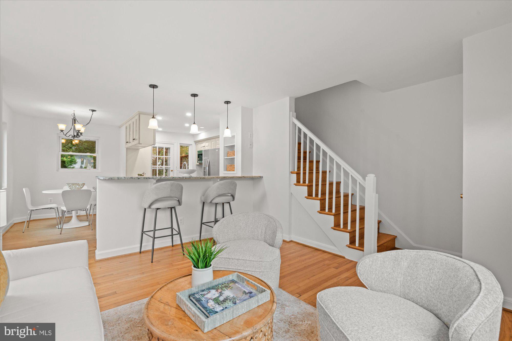 411 E HOWELL AVENUE A