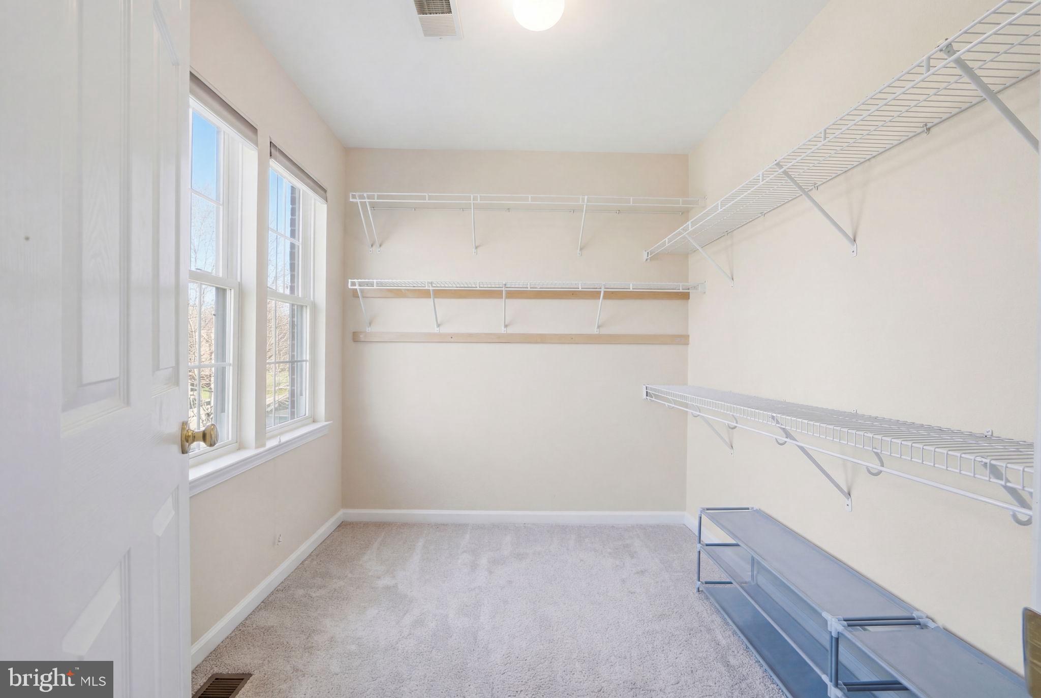 LAKE MANASSAS - Residential