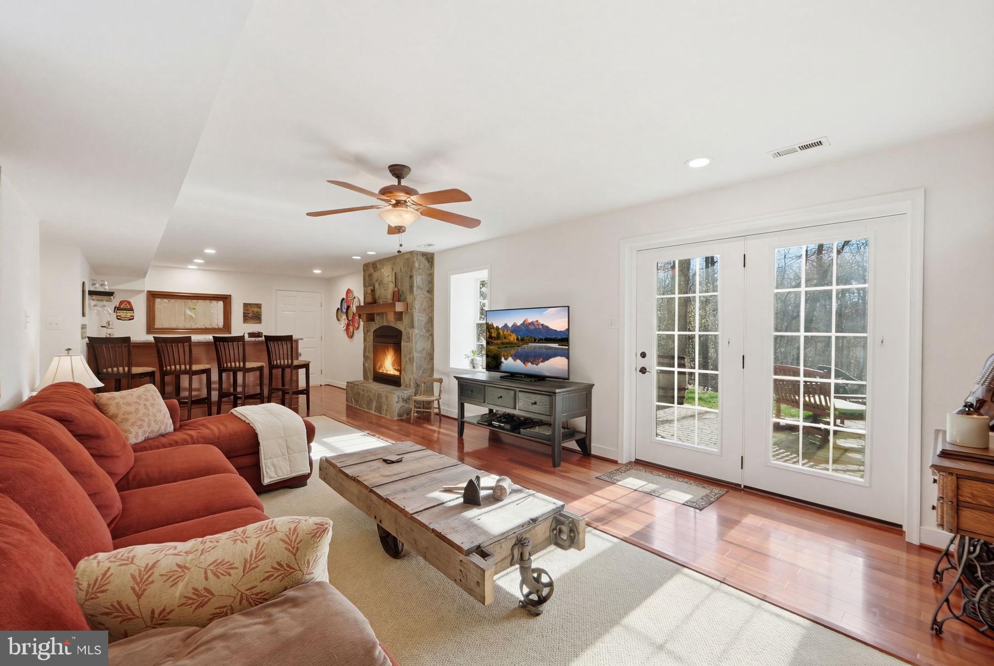 LAKE MANASSAS - Residential