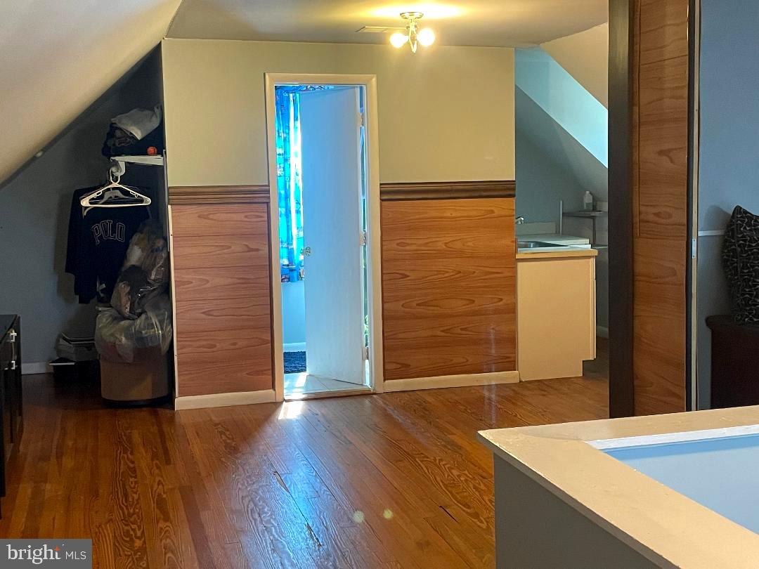 ROGERS HEIGHTS - Residential