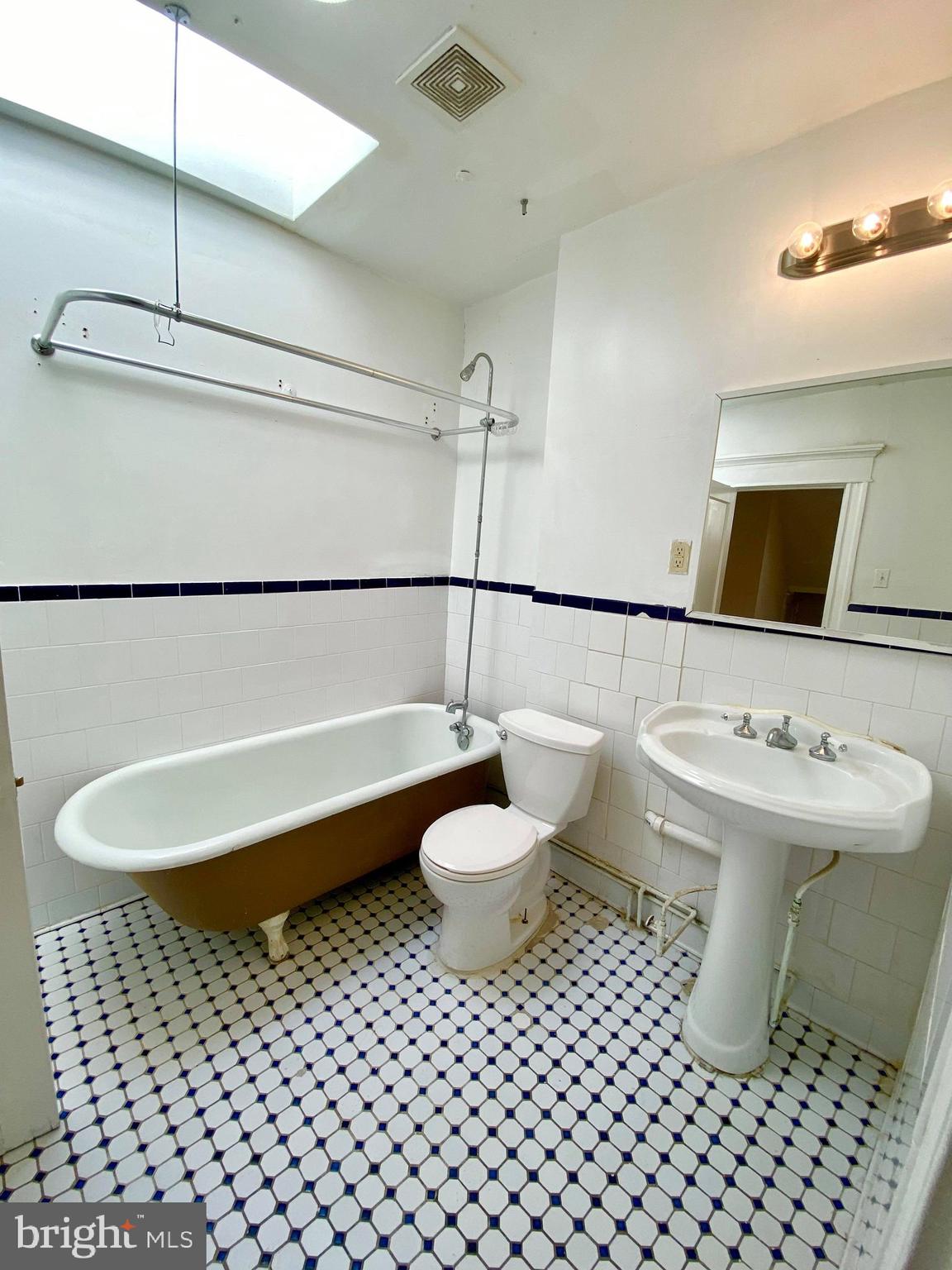 OAKENSHAWE - Residential