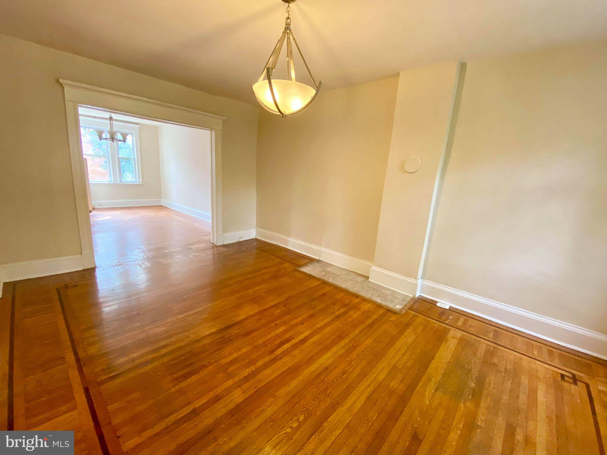 OAKENSHAWE - Residential