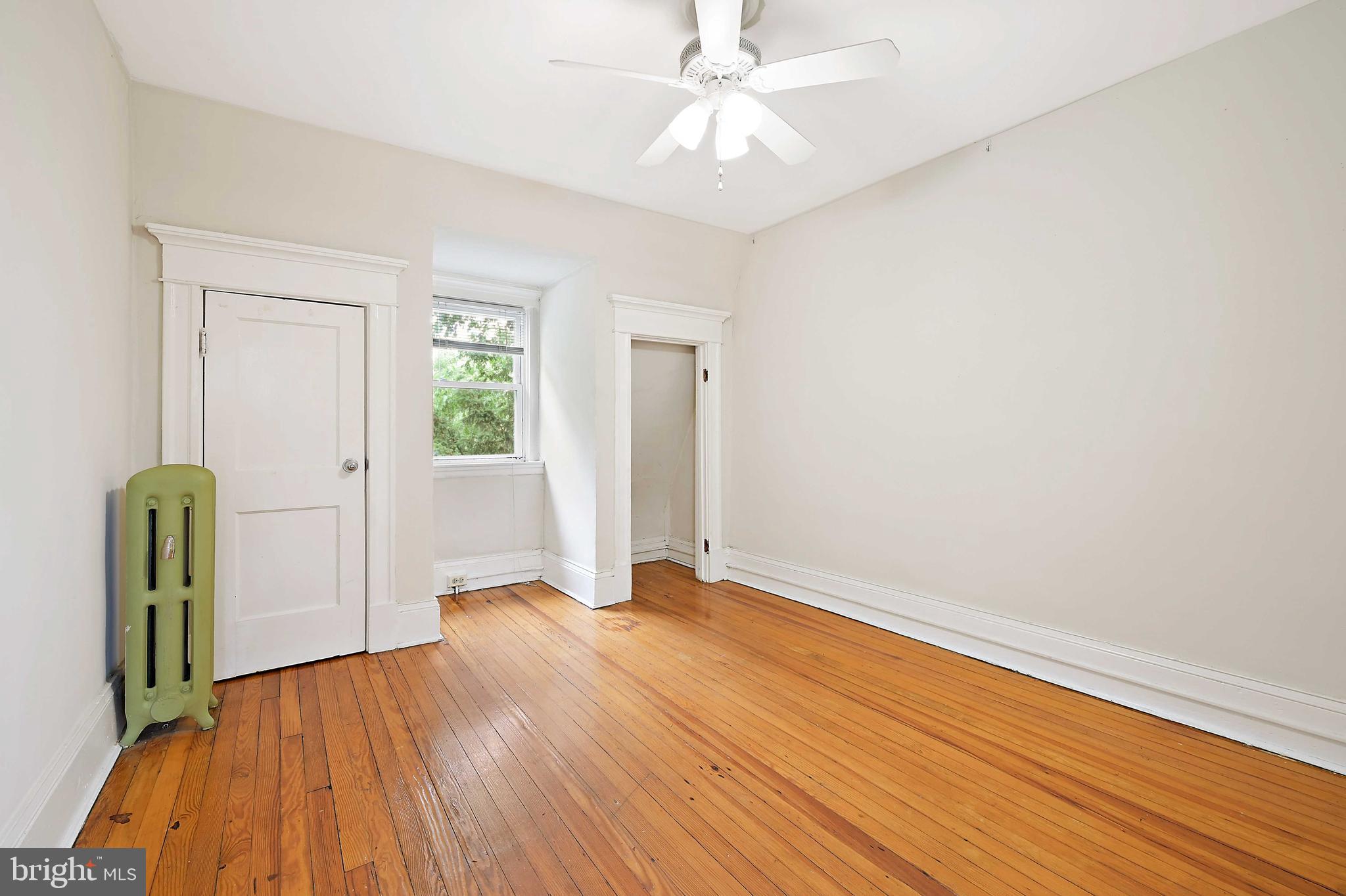 OAKENSHAWE - Residential