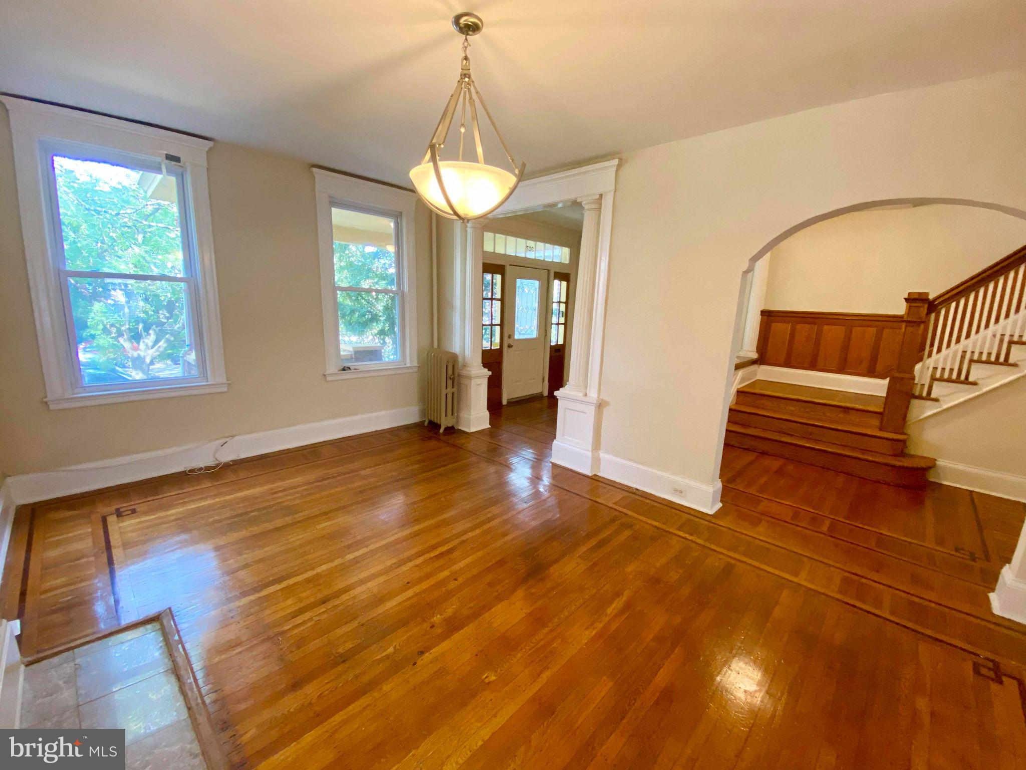 OAKENSHAWE - Residential