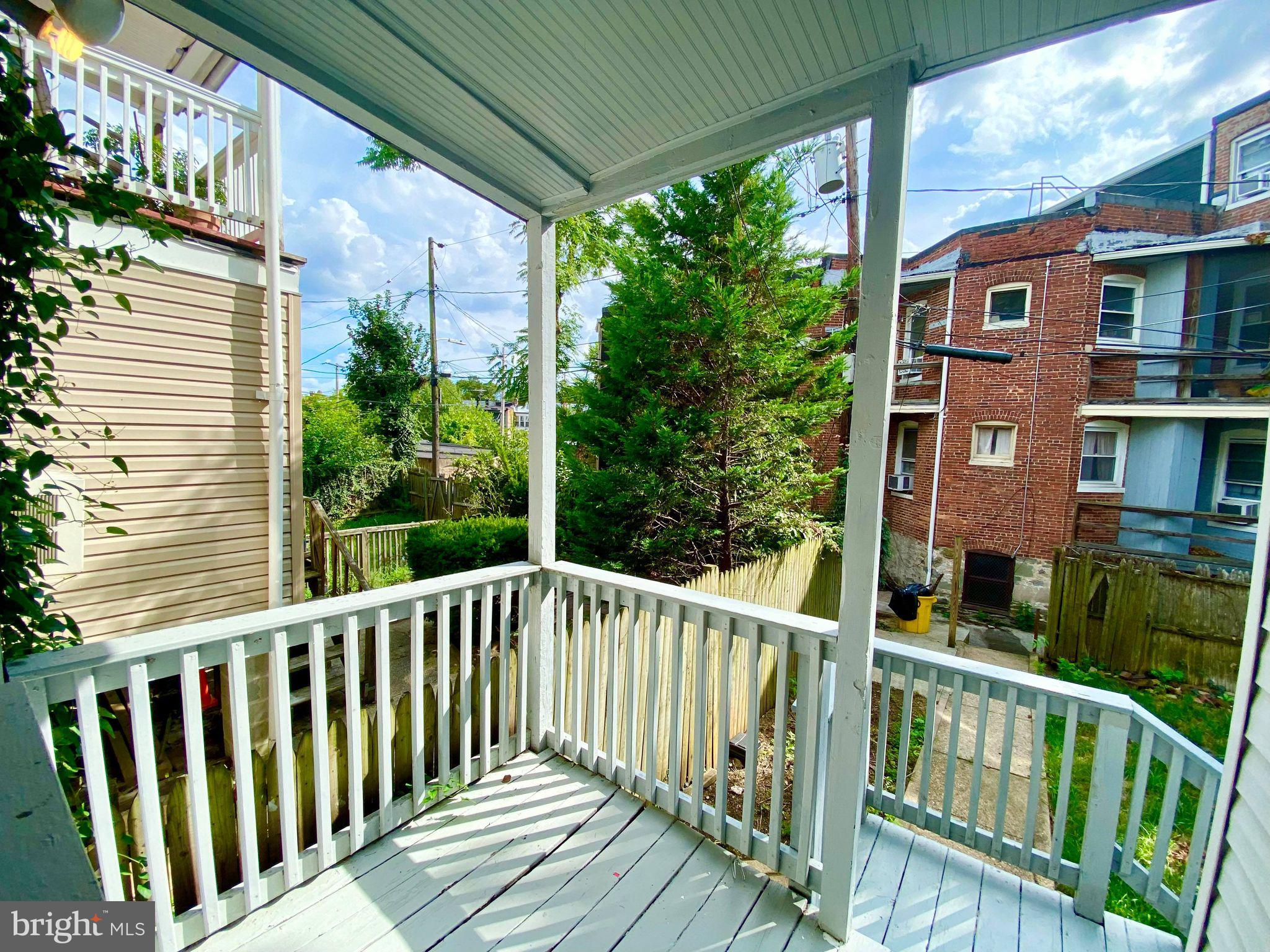 OAKENSHAWE - Residential