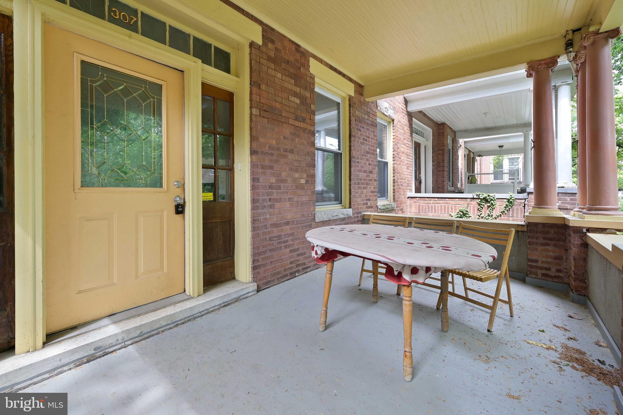 OAKENSHAWE - Residential