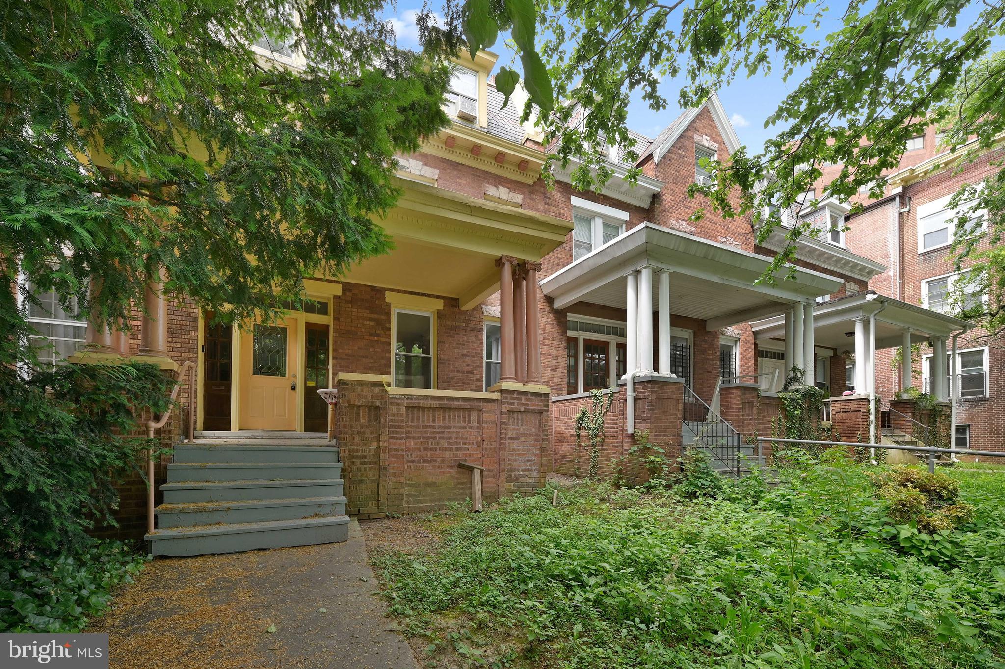 OAKENSHAWE - Residential