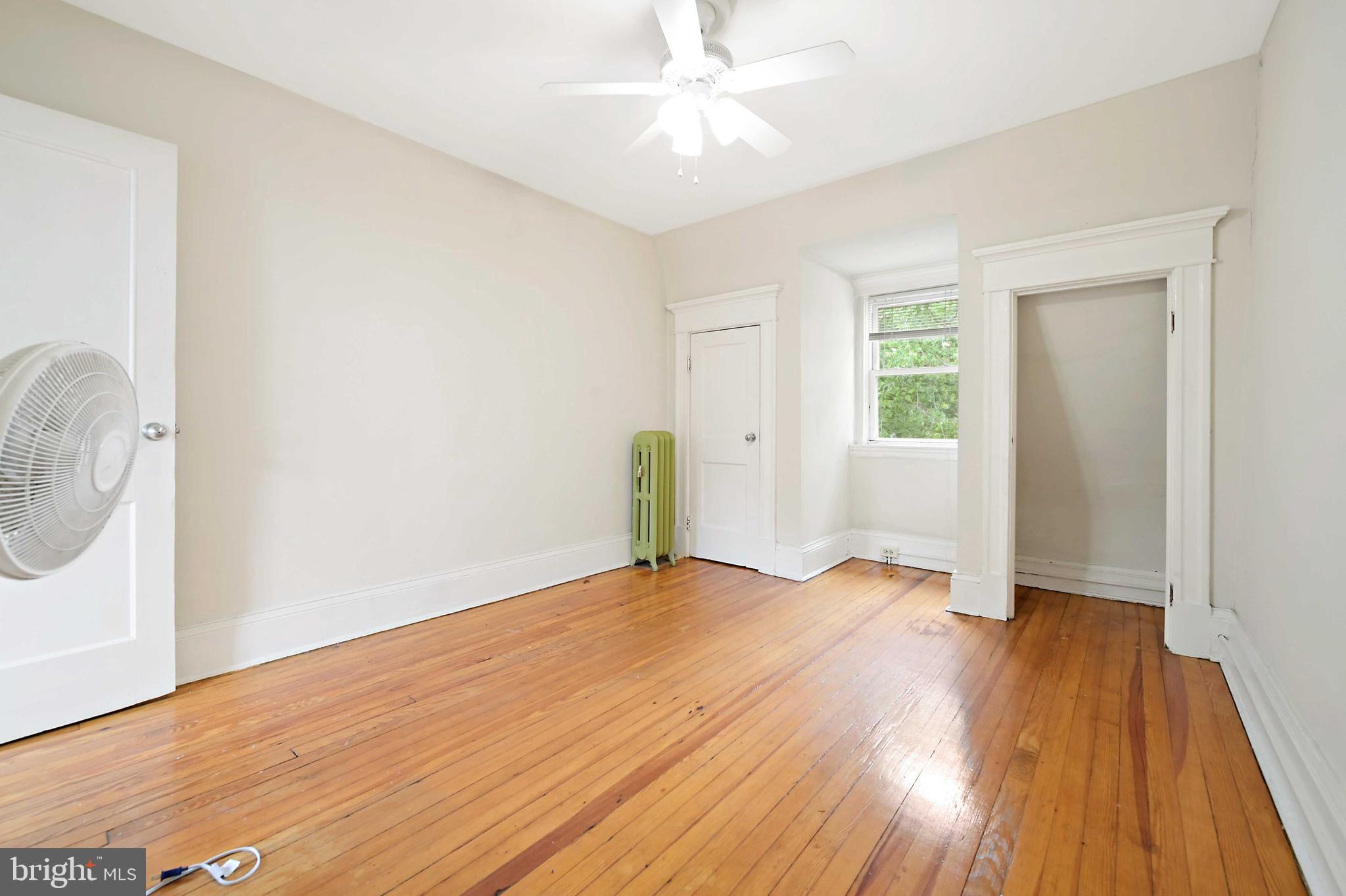 OAKENSHAWE - Residential