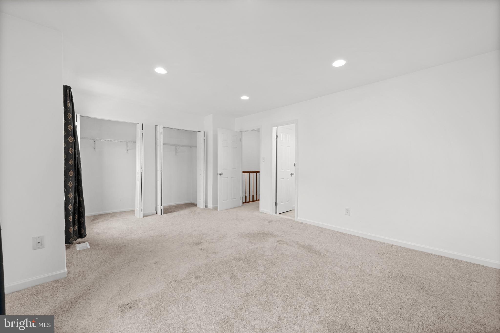 QUAIL HOLLOW - Residential