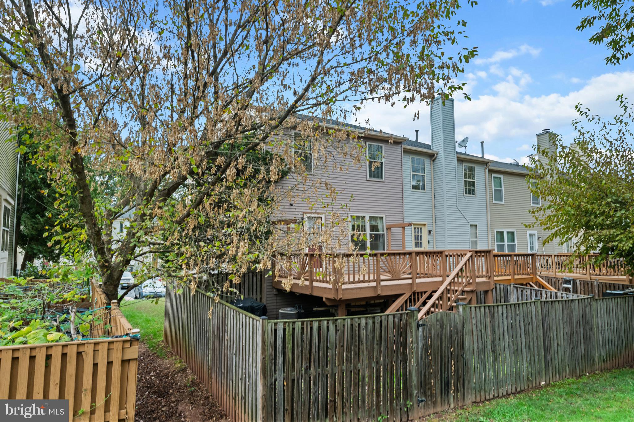 QUAIL HOLLOW - Residential