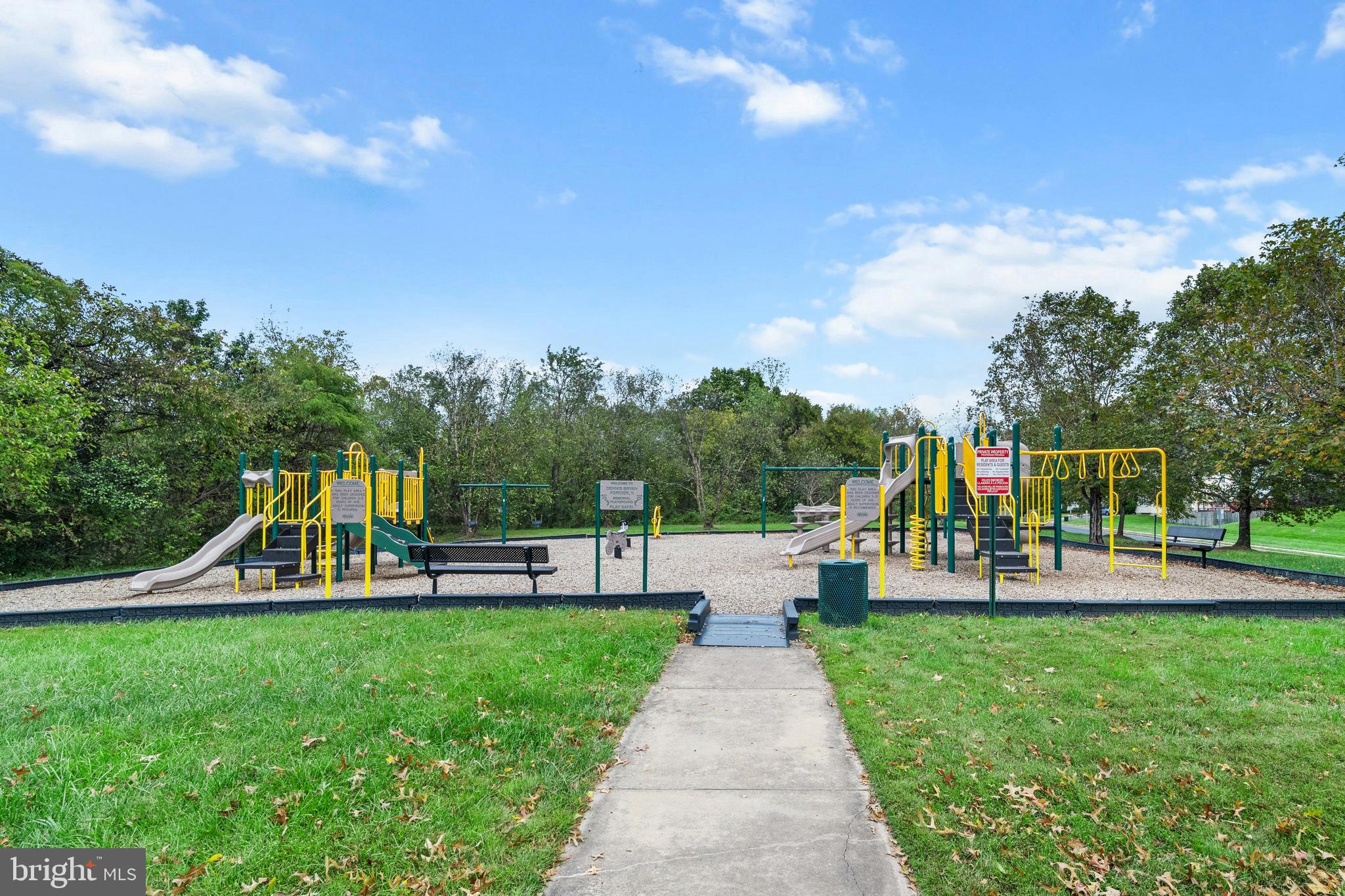 QUAIL HOLLOW - Residential