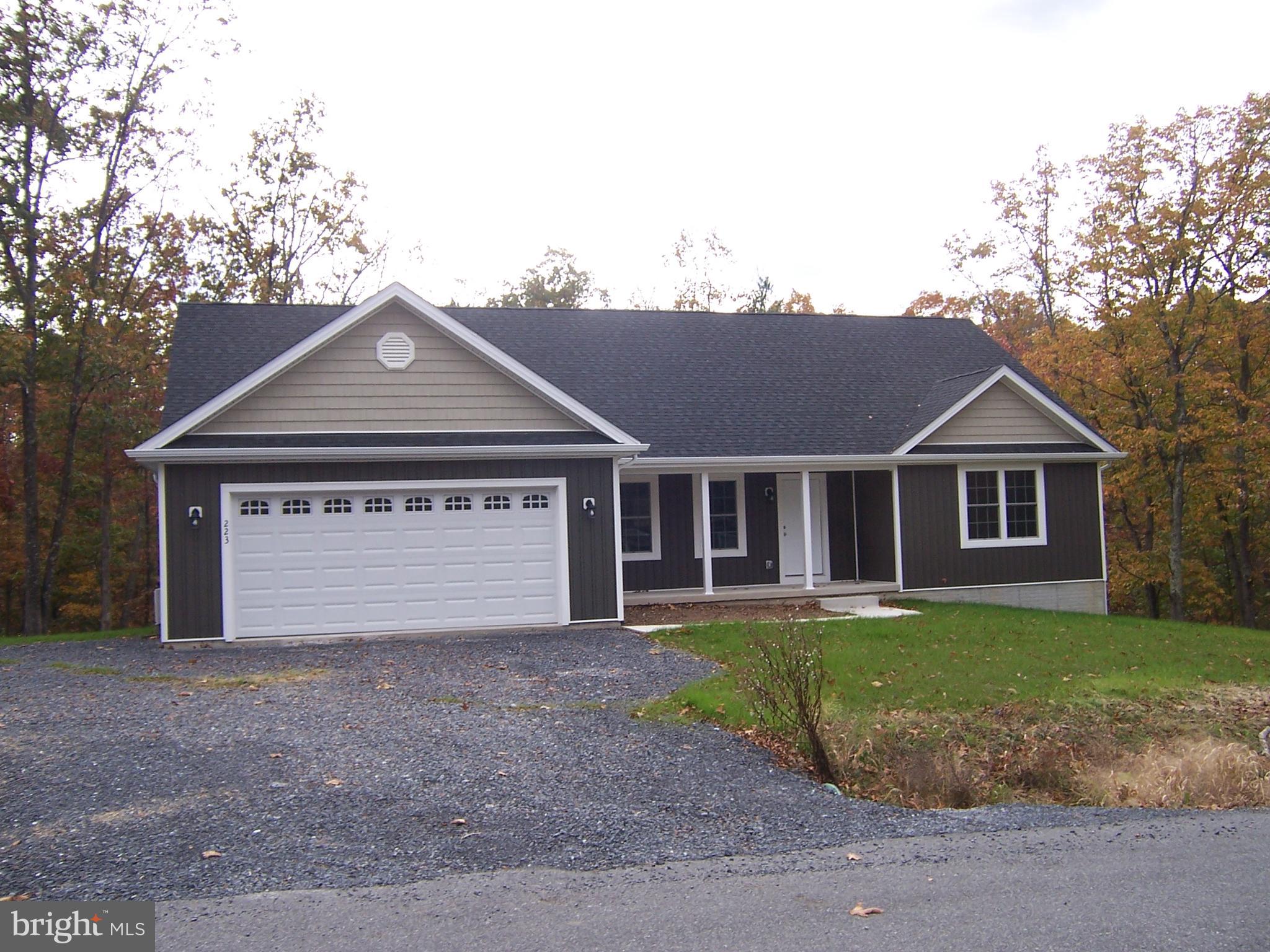 FAIRVIEW OAKS - Residential