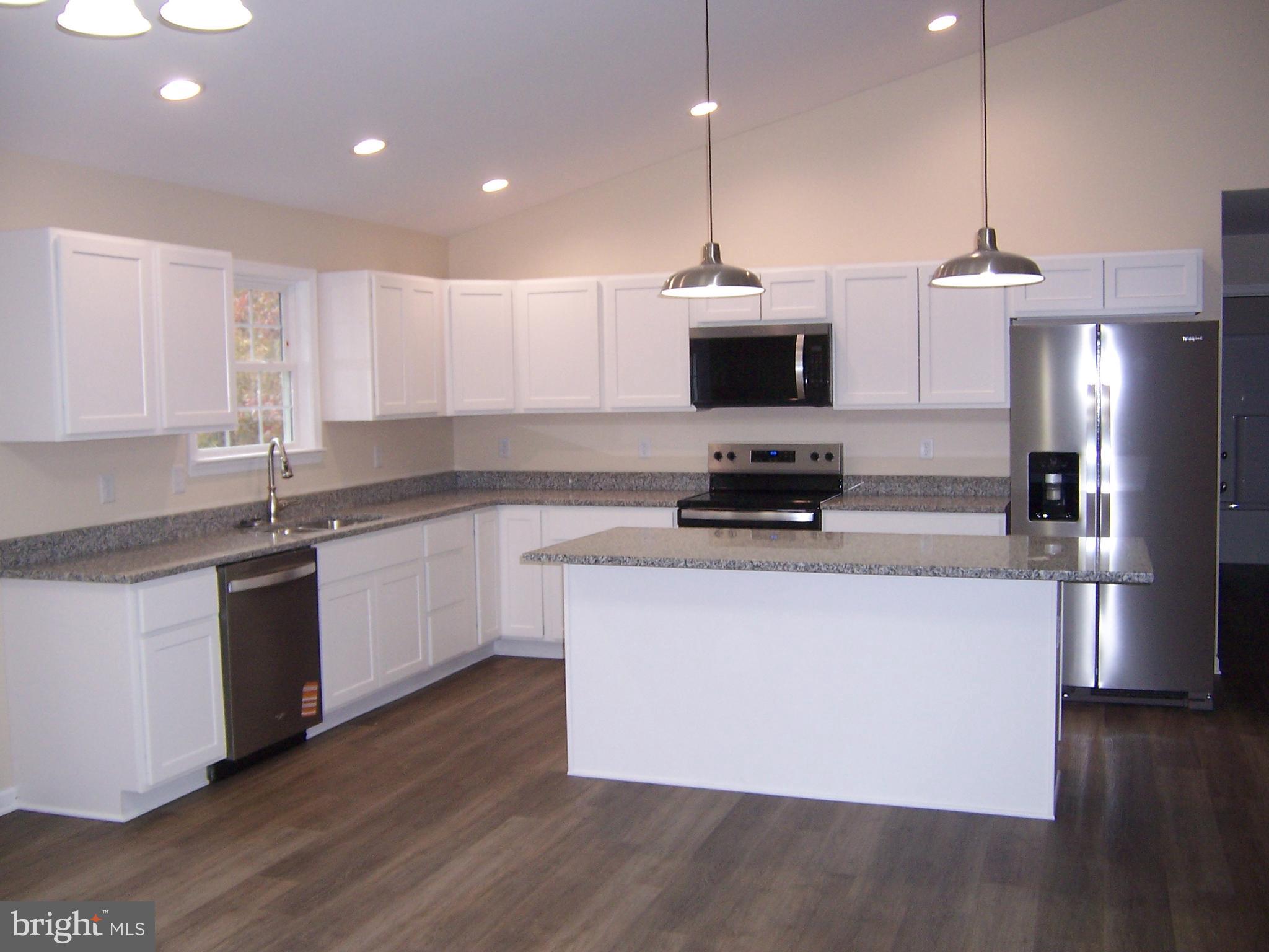 FAIRVIEW OAKS - Residential