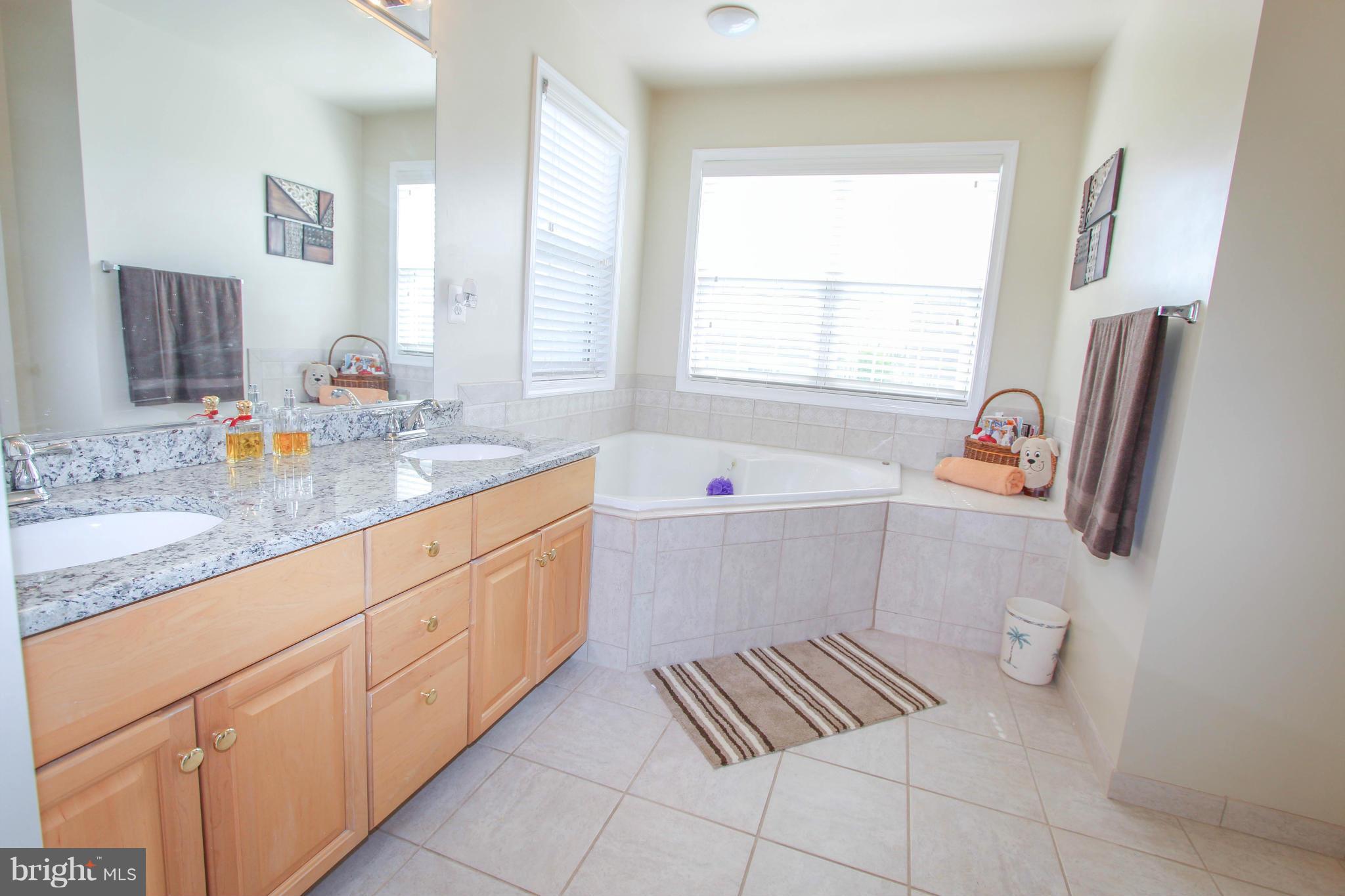 ROSEBERRY - Residential