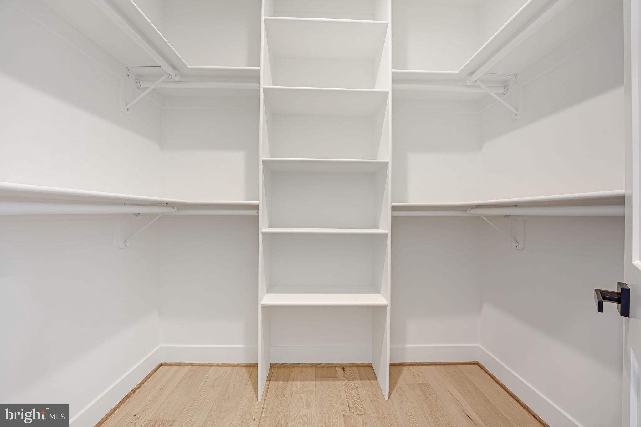 RAVENSWORTH - Residential