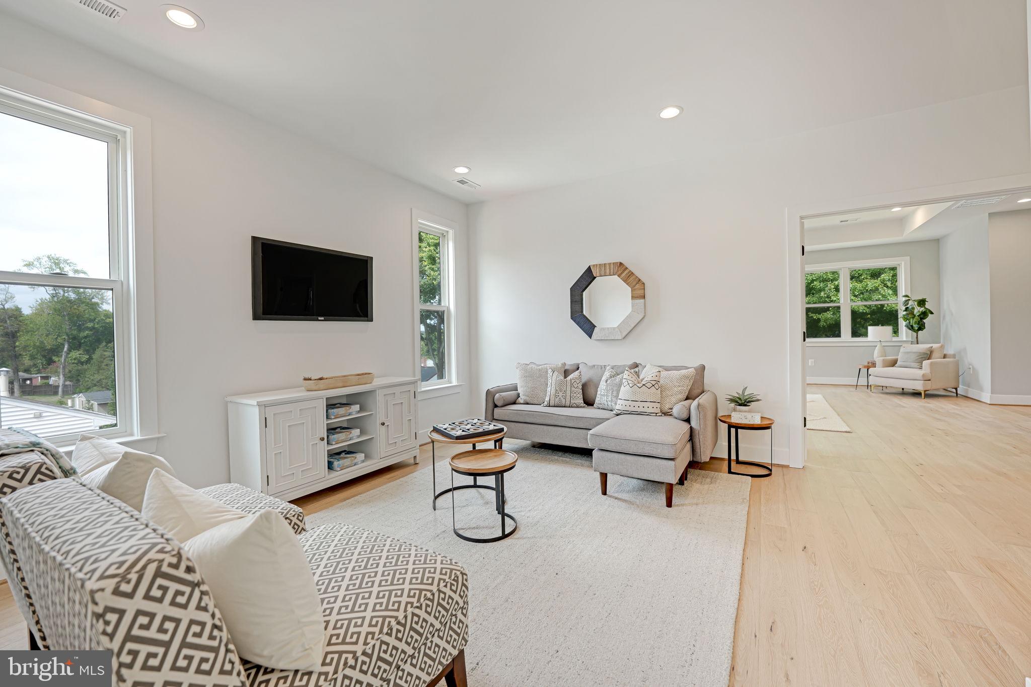 RAVENSWORTH - Residential