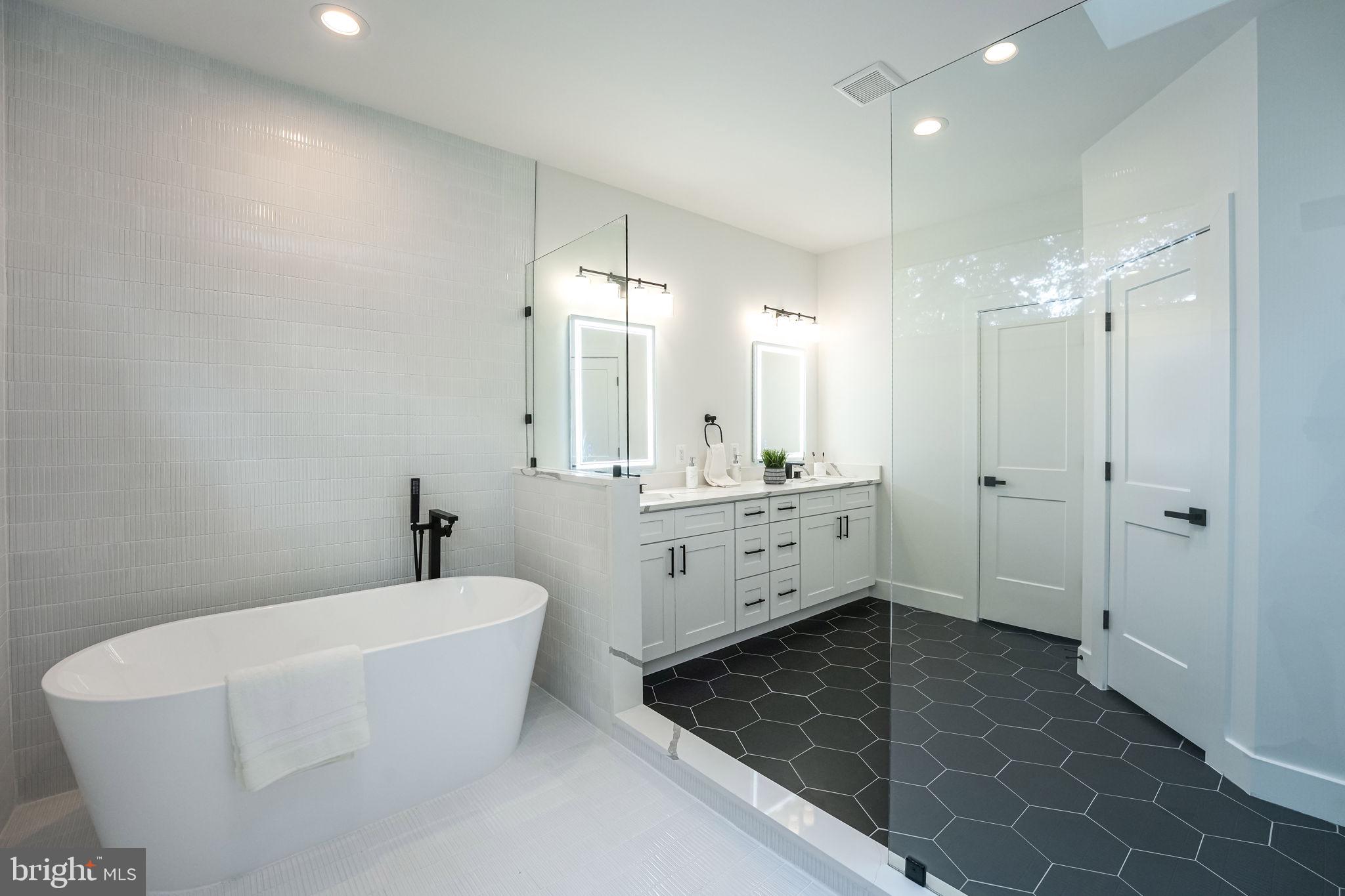 RAVENSWORTH - Residential