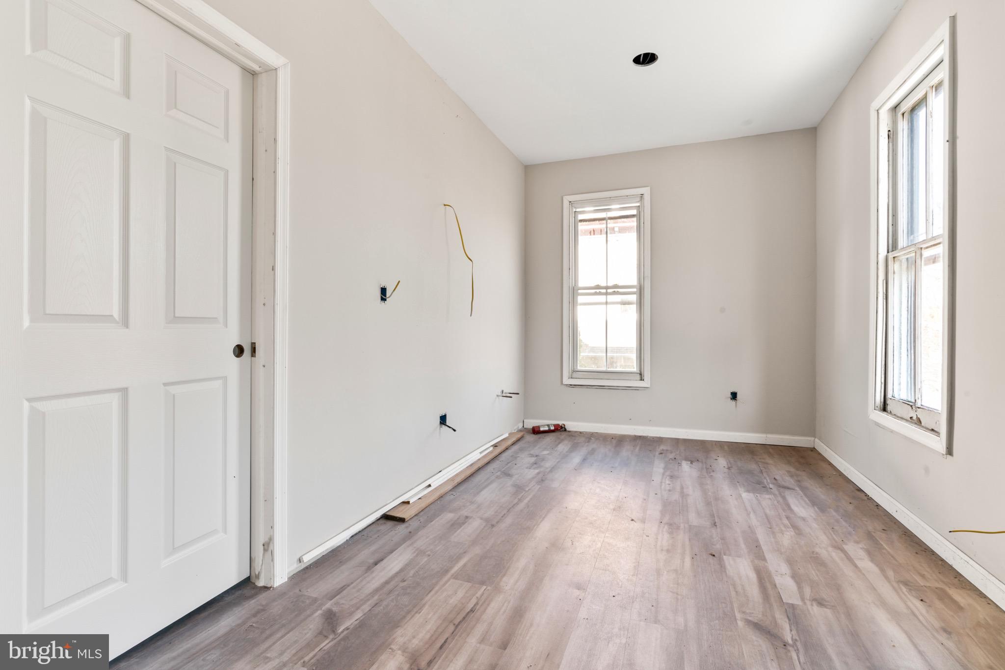 NEW CASTLE - Residential