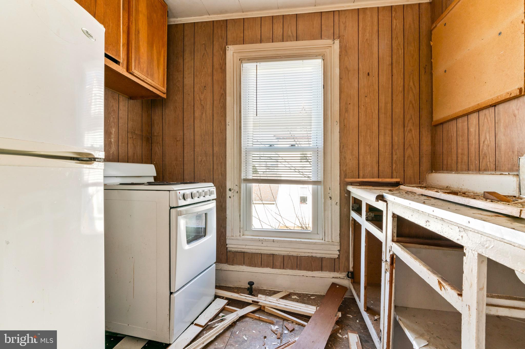 NEW CASTLE - Residential