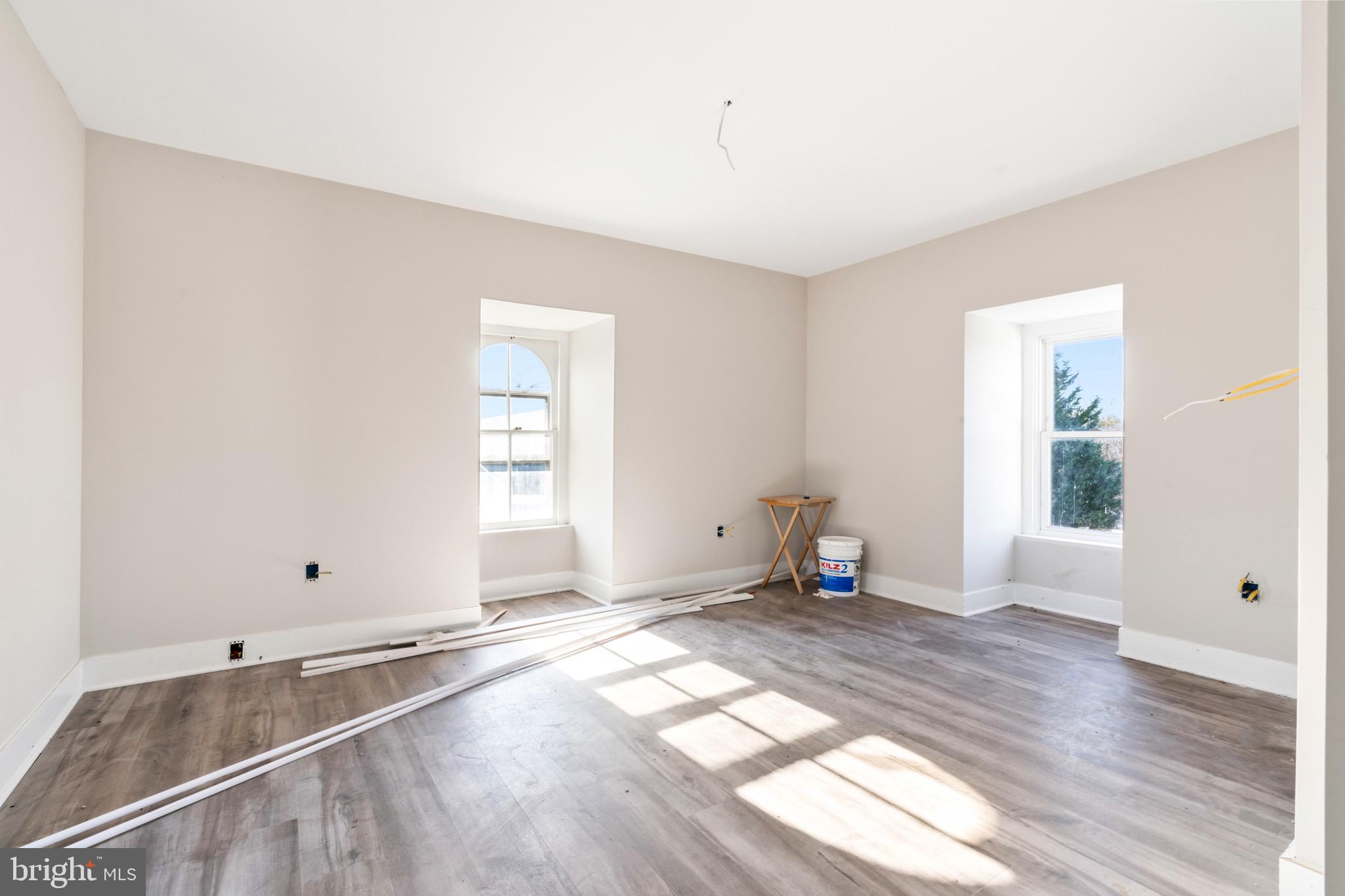 NEW CASTLE - Residential