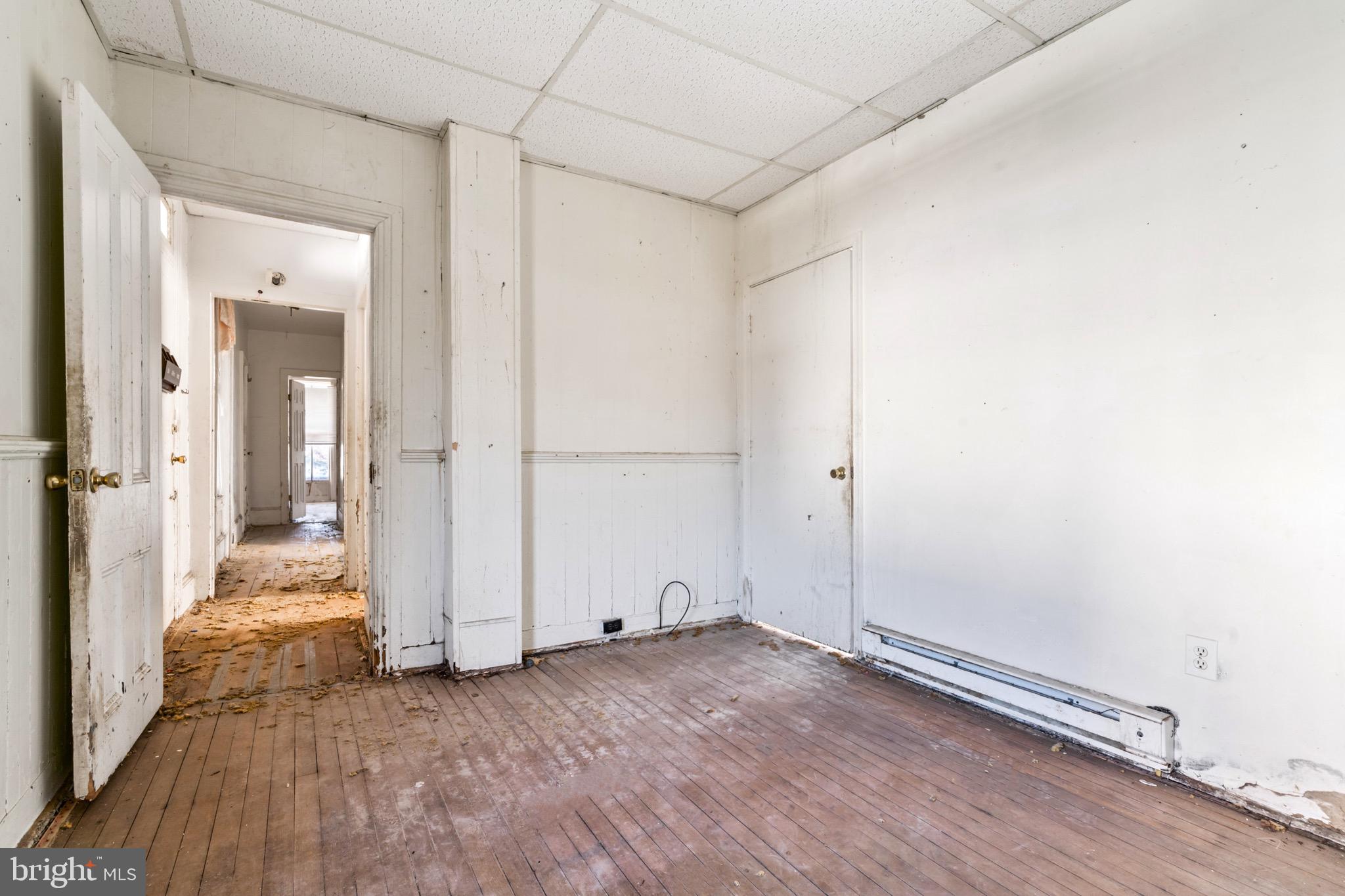 NEW CASTLE - Residential