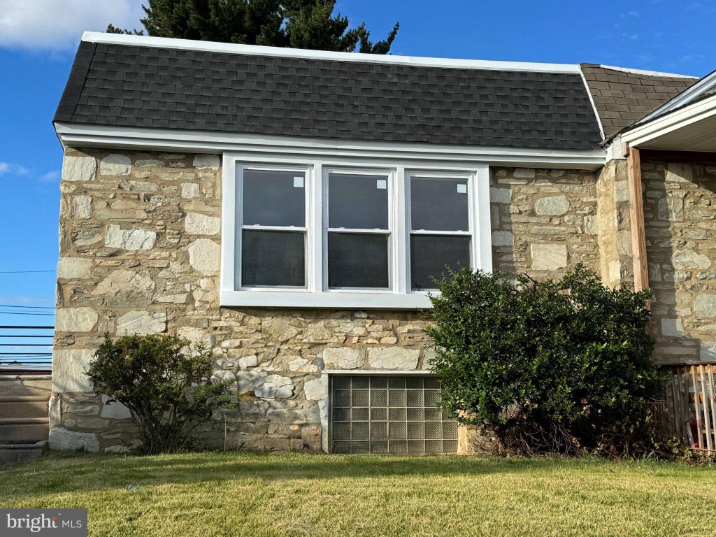 Photo of 8928 Revere Street, PHILADELPHIA, PA 19152 (MLS # PAPH2677142)