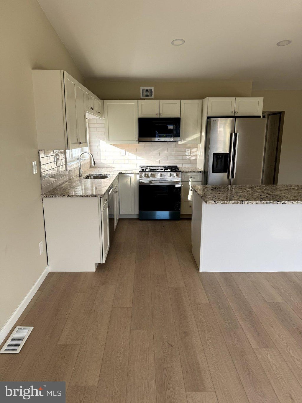 Photo of 8928 Revere Street, PHILADELPHIA, PA 19152 (MLS # PAPH2677142)