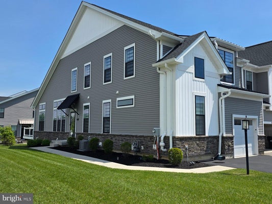 1 TAMARACK CIR, EAGLEVILLE, PA 19403 - Image e93db6f78a1c2ee005880708bdd6b2b2/3440523095