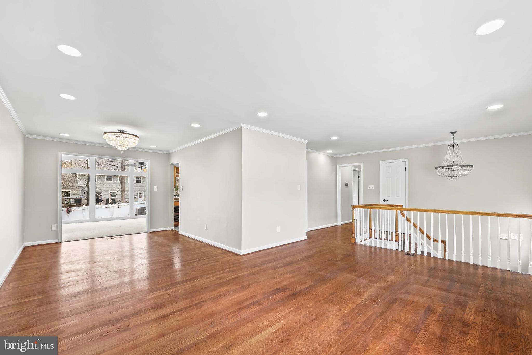 RIVERSIDE ESTATES - Residential