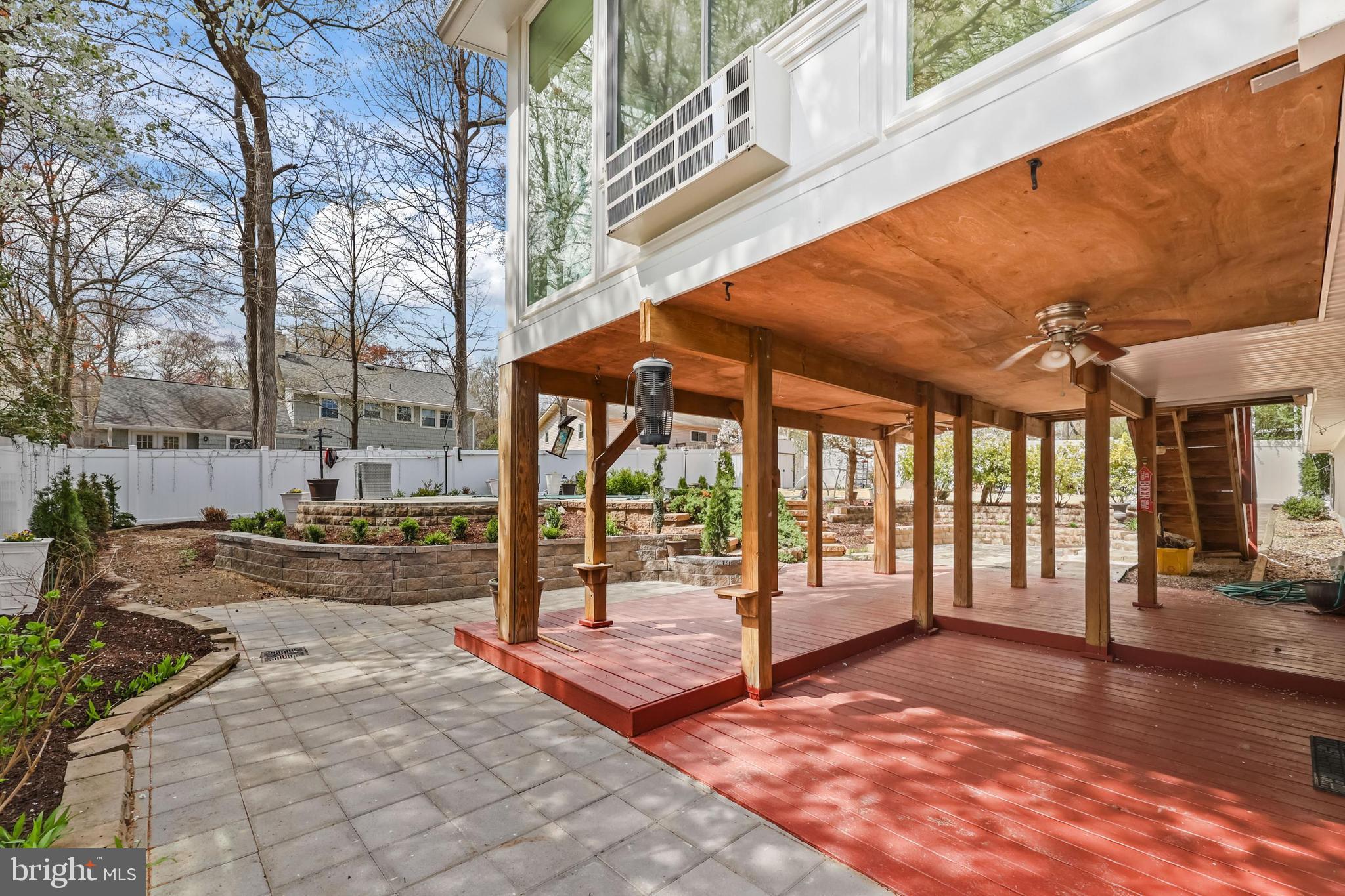 RIVERSIDE ESTATES - Residential