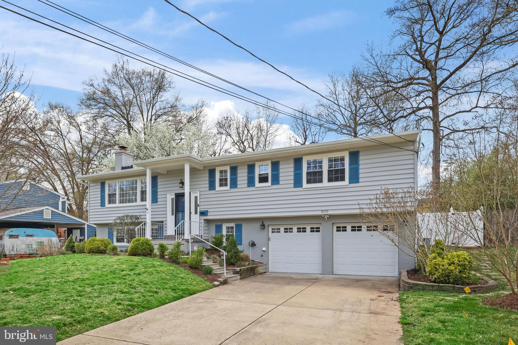 RIVERSIDE ESTATES - Residential