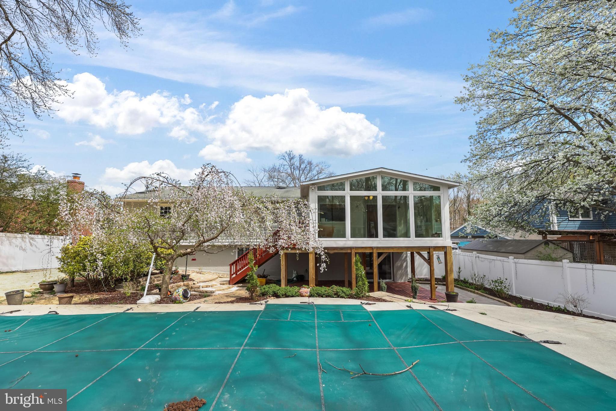 RIVERSIDE ESTATES - Residential