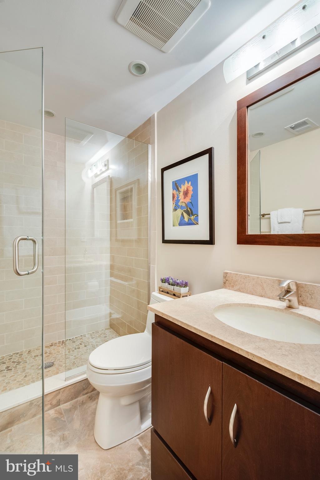 THE POINT CONDO - Residential