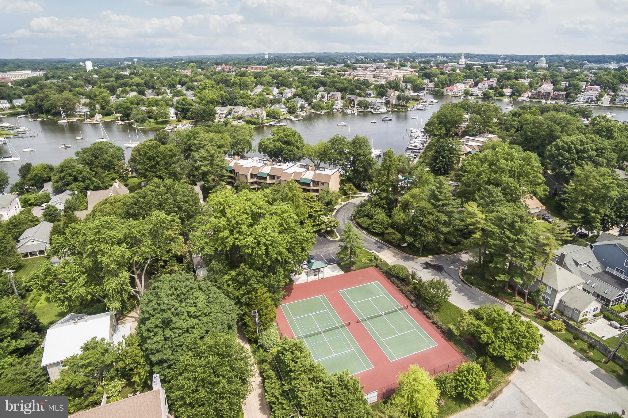 THE POINT CONDO - Residential